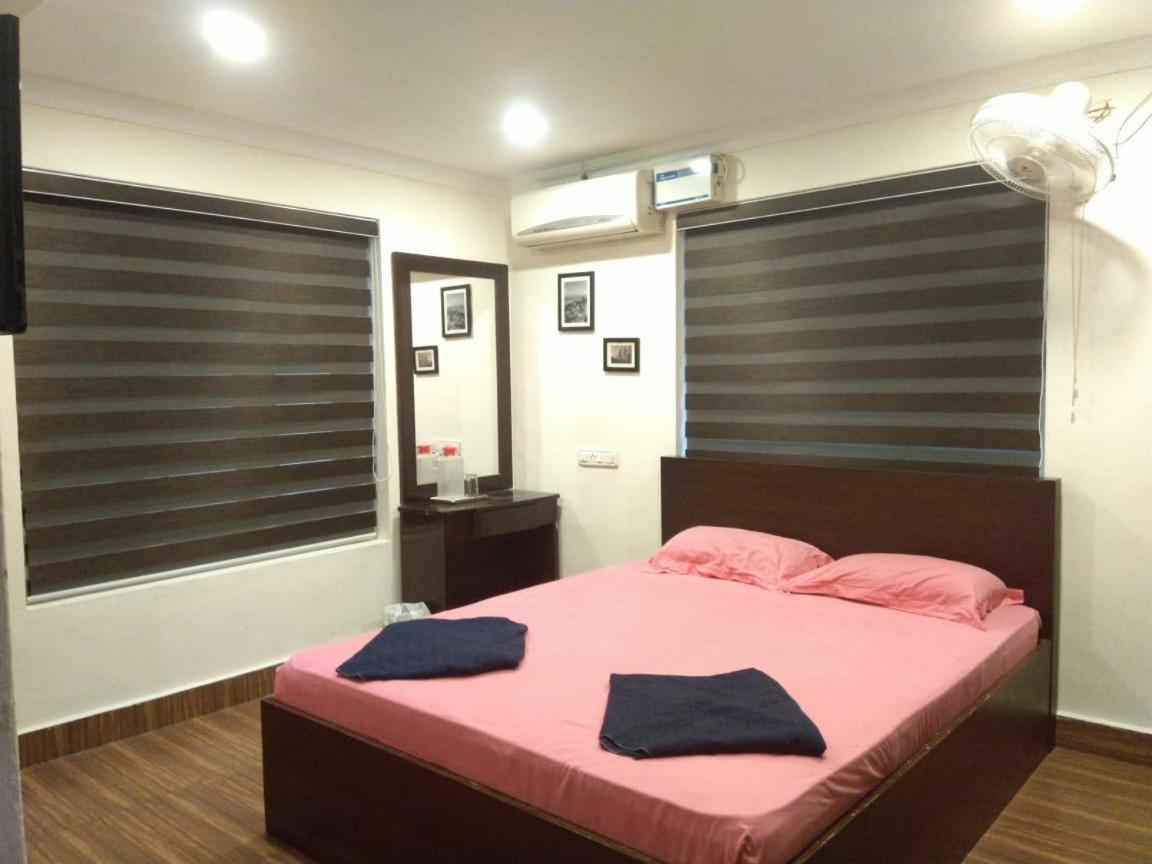Capital Homestay Thiruvananthapuram Exterior foto